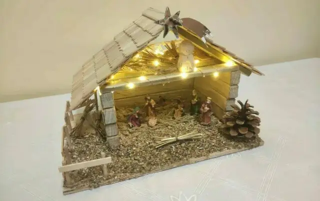 Jak zrobić szopkę bożonarodzeniową z kartonu - proste kroki i pomysły