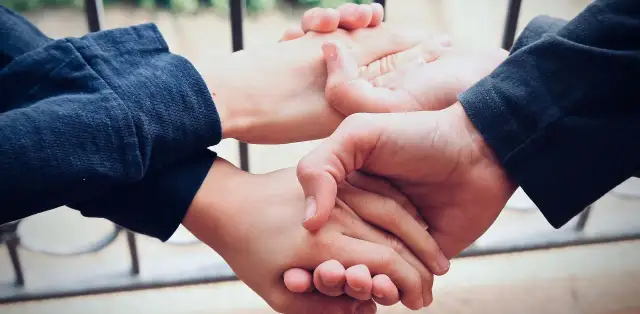 Dobro ogółu czy dobro jednostki – kontrowersje i przykłady w rozprawce