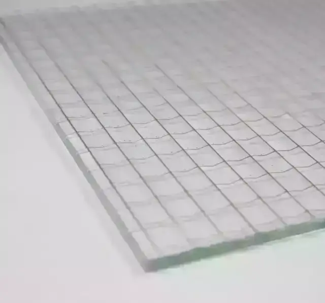 Szyba zbrojona drutem - bezpieczeństwo, zastosowanie i właściwości