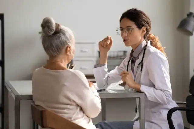 Ile zwolnienia może dać lekarz rodzinny? Poznaj swoje prawa do L4