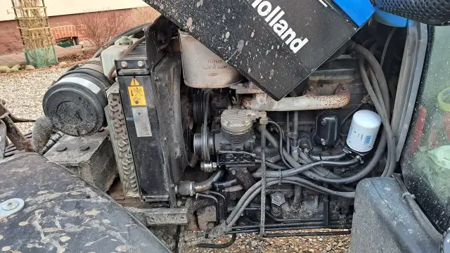 Ile oleju do silnika New Holland? Sprawdź, by uniknąć problemów