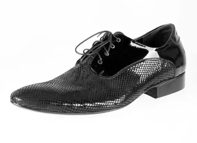 Buty skórzane bez zagnieceń? Odkryj sekrety trwałej elegancji!