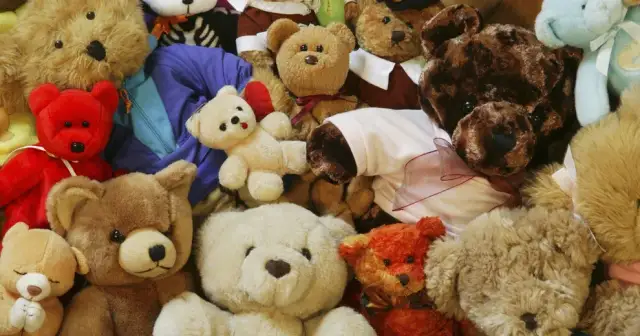 Kiedy jest dzień pluszowego misia? Odkryj jego niezwykłą historię