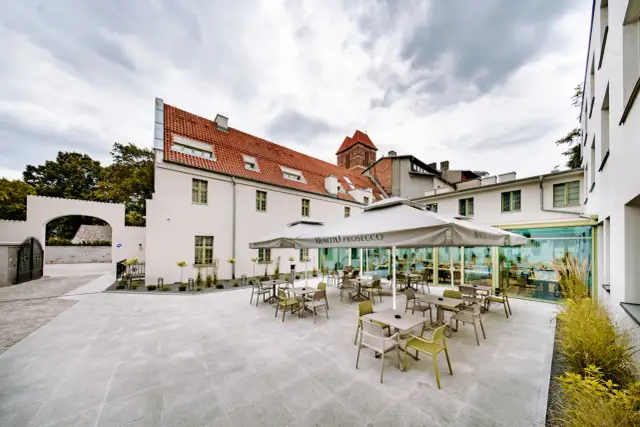 Gdzie na drinka w Toruniu? Odkryj najlepsze miejsca na relaks