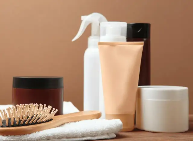 Czym dezynfekować kosmetyki, aby uniknąć problemów ze skórą?