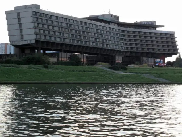 Dlaczego zamknięto hotel Forum w Krakowie? Szokujące przyczyny