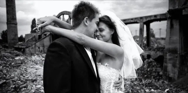 Czy fotograf to dobry zawód? Odkryj zalety i wyzwania tej kariery