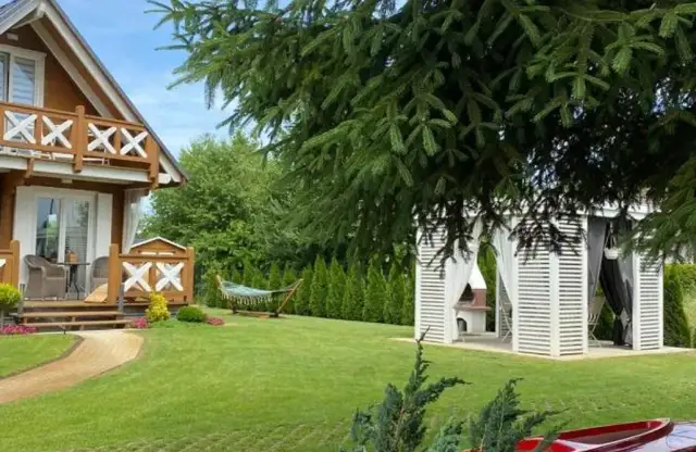 Domki nad Miedwiem: Twój przewodnik po ofertach i atrakcjach jeziora