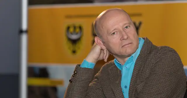 Krzysztof Pieczyński aktor: kontrowersje, osiągnięcia i życie artystyczne