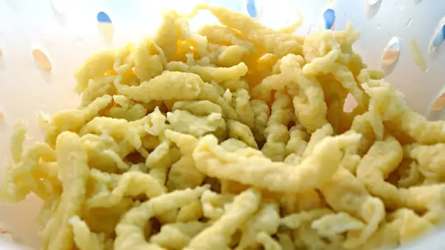 Idealne lane kluski do zupy? Poznaj przepis i uniknij błędów!