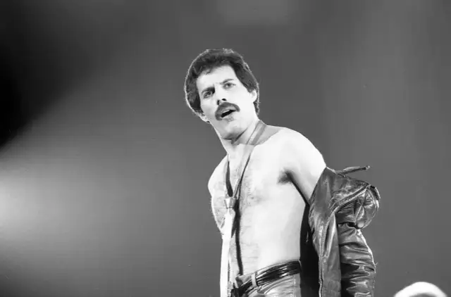 Kiedy urodził się Freddie Mercury? Odkryj nieznane fakty o jego życiu