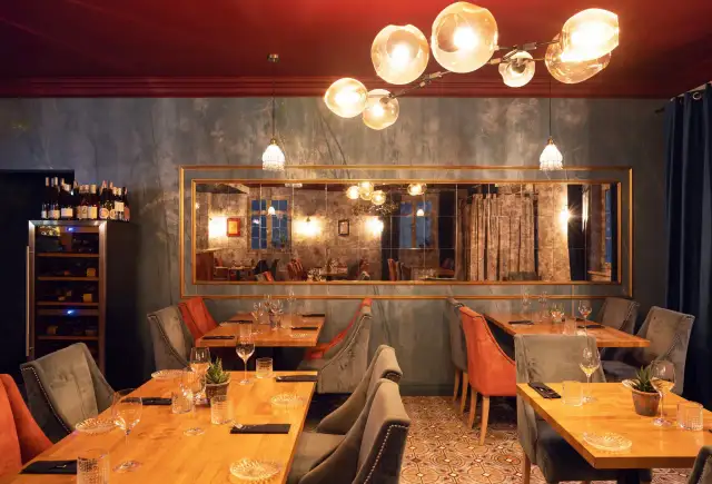 Gdańsk: Gdzie zjeść? Sprawdzone restauracje na każdą okazję i budżet