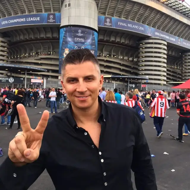 Mateusz Borek wzrost – ile dokładnie mierzy znany dziennikarz sportowy?