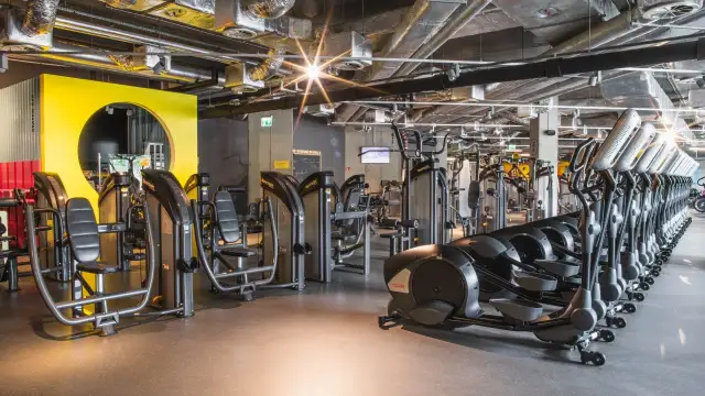 Siłownia smart: Smart Gym 24/7. Czy to klub dla Ciebie? Przewodnik