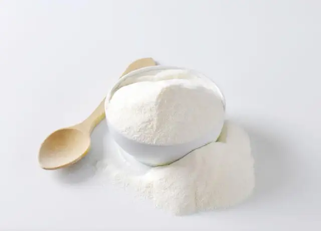 Mleko w proszku a tycie? Jak go używać, by nie przytyć