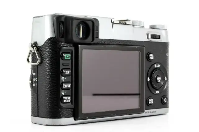 Fujifilm X100S - Czy ten klasyk nadal ma sens? Sprawdź przed zakupem