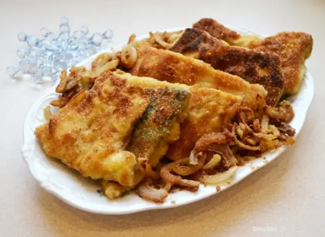 Jak usmażyć karpia na Wigilię? Chrupiąca skórka, bez ości!