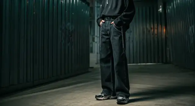 Styl opium: Mroczna estetyka pokolenia Z co to i jak nosić?