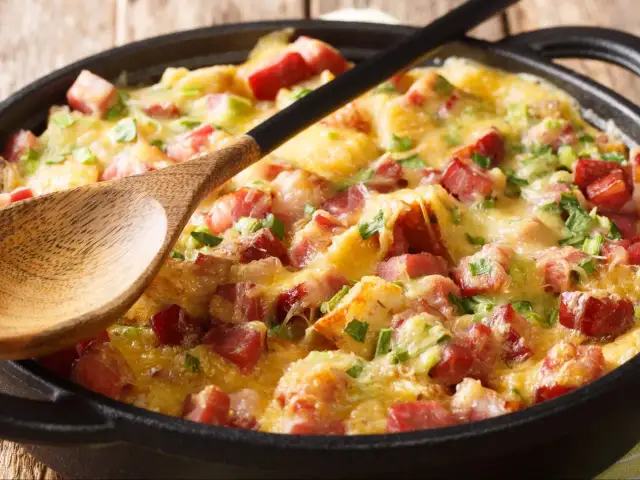 Szybka i prosta zapiekanka z serem – idealny przepis na kolację