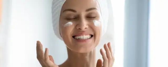 Okluzja w kosmetyce: Klucz do nawilżonej skóry? Sprawdź!