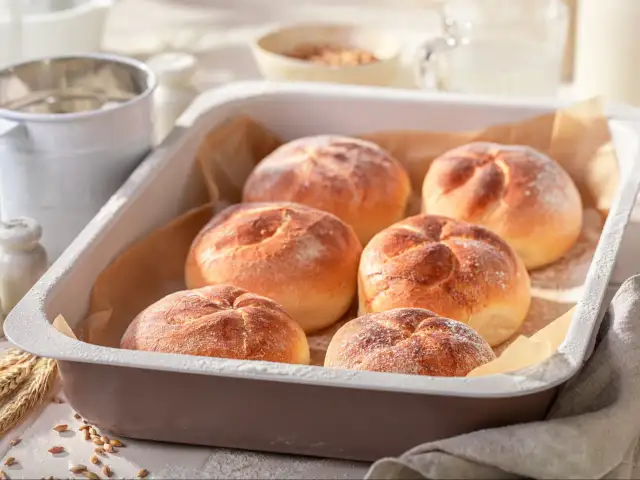 Przepis na zdrowe bułki, które zaskoczą smakiem i wartościami odżywczymi