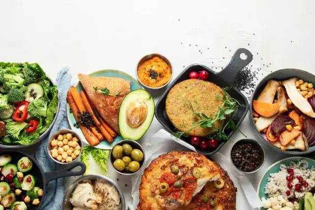 Czy dieta wegańska jest zdrowa? Odkryj korzyści i zagrożenia