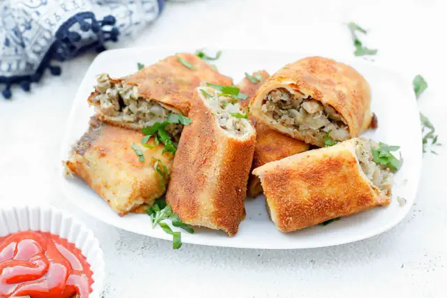 Z czym podać krokiety na obiad? Klasyka i zaskakujące dodatki!