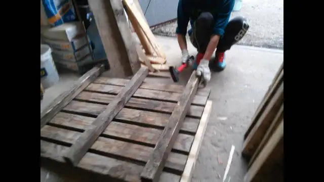 Buda dla psa z palet: Zbuduj sam! Bezpiecznie, tanio i krok po kroku