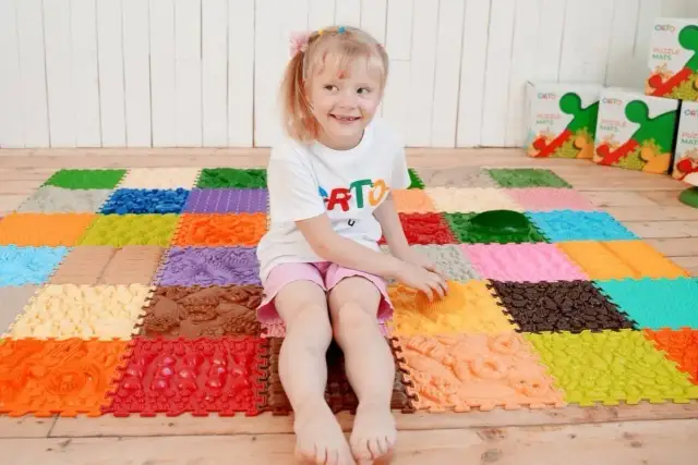 Mata sensoryczna dla dzieci: Przewodnik po rozwoju i wyborze idealnej