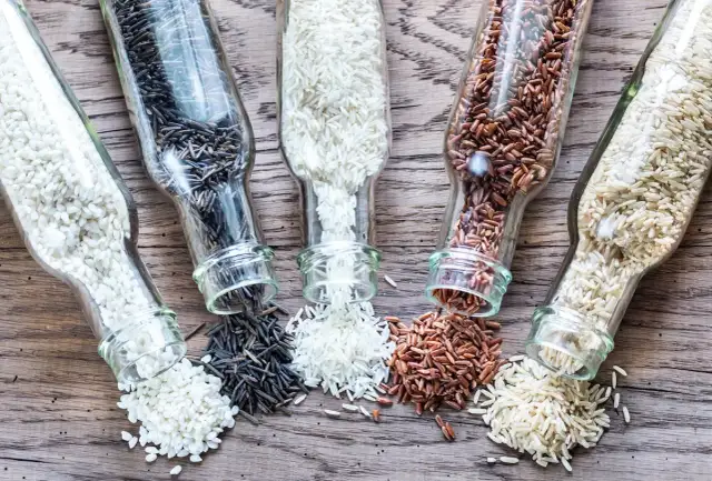 Ile kosztuje ryż? Pełny przewodnik po cenach i oszczędzaniu!