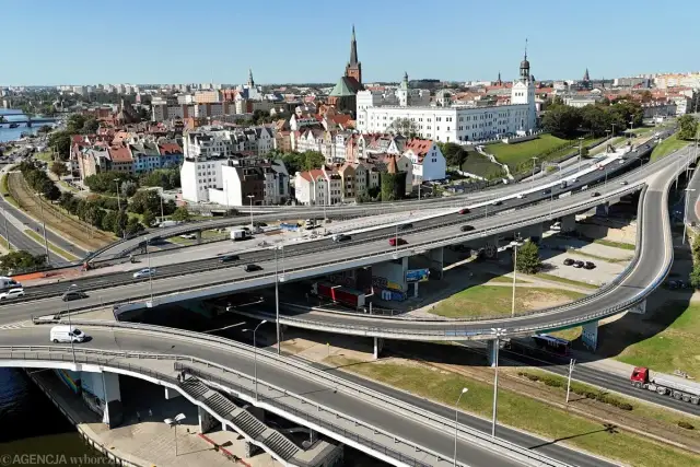 Szczecin: Odległości i czas podróży z miast Polski - Sprawdź!