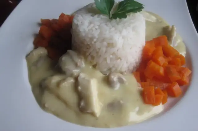 Idealny sos do potrawki z kurczaka? Poznaj moje sekrety!