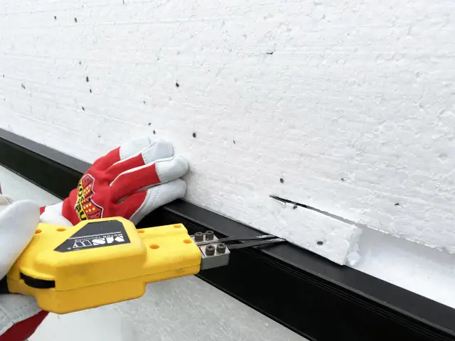 Koszt boniowania elewacji 2026: Ceny, metody, jak nie przepłacić?