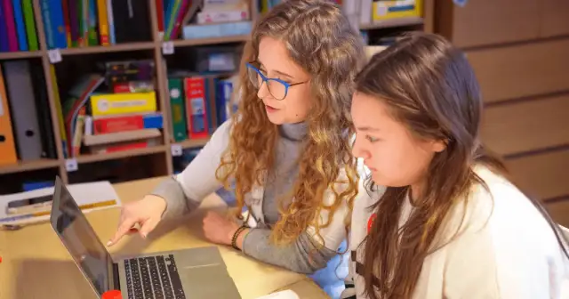 Co to jest dysleksja i dysgrafia? Objawy i różnice, które musisz znać