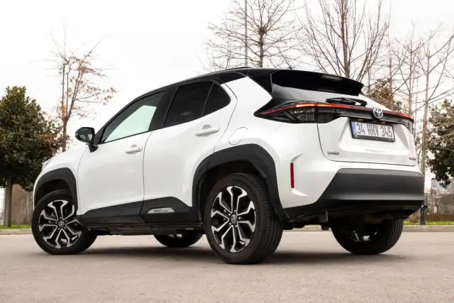 Auto do 80 tys: Najlepsze opcje na rynku, które warto rozważyć