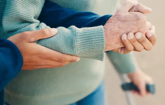 Komu należy się opiekunka z MOPS? Sprawdź, czy się kwalifikujesz