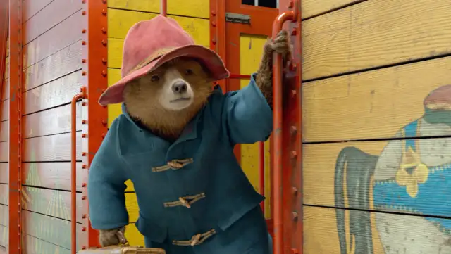 Paddington 2: Niedźwiedzi optymizm w świecie wyzwań