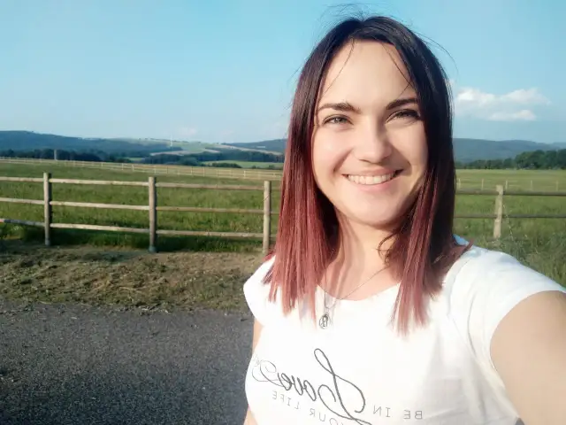 DIY w kolumbijskim stylu: techniki rękodzieła które odkryłem w warsztatach Medellín