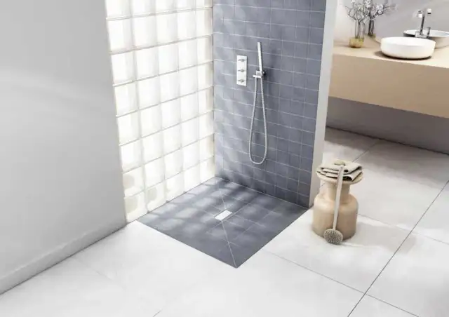 Najlepsza podłoga do łazienki: unikaj błędów i wybierz mądrze