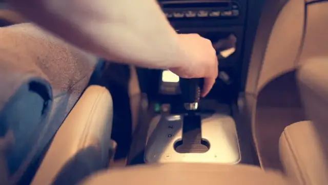 Ile kosztuje wynajem samochodu na miesiąc? Sprawdź ceny i porady