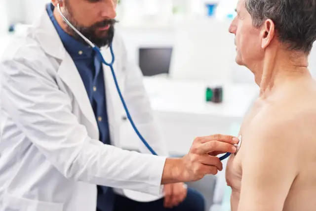 Gdzie do lekarza w sobotę? Szybka pomoc medyczna w weekend