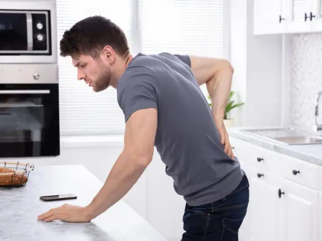 Die perfekte arbeitshöhe in der küche für mehr Komfort und weniger Rückenschmerzen