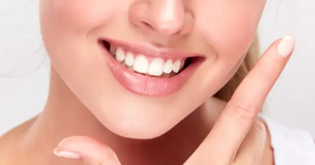 Zdrowe zęby, zdrowy uśmiech: kompletny poradnik pielęgnacji jamy ustnej