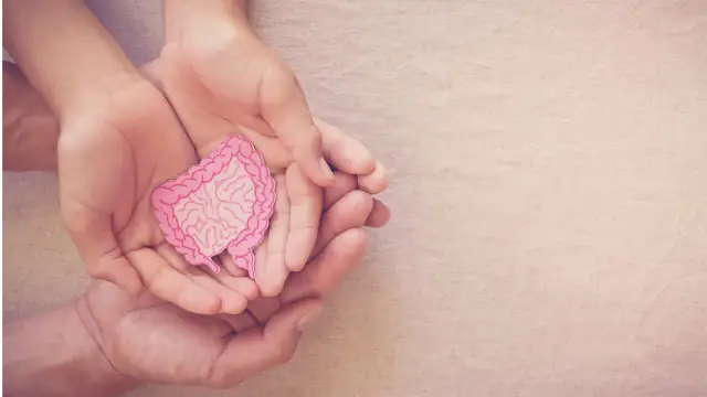 Obgryzione paznokcie: Objawy, zdjęcia i konsekwencje onychofagii