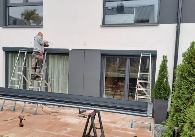 Kotwy w gruncie: Profesjonalny montaż krok po kroku. Uniknij błędów!