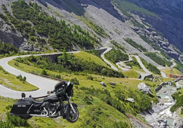 Najlepsze trasy motocyklowe w Włoszech: odkryj ukryte skarby i piękno