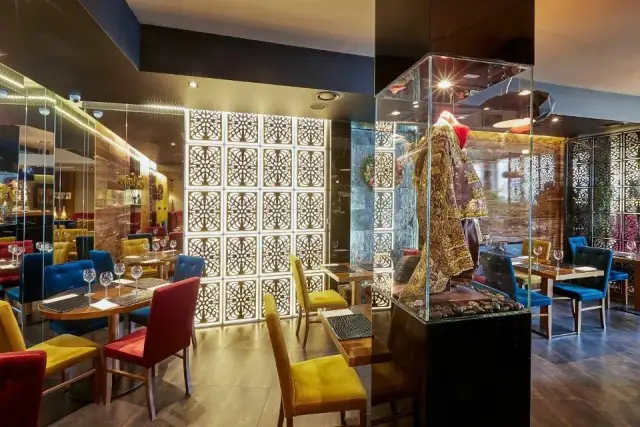 Kielce: Gdzie zjeść? Przewodnik po najlepszych restauracjach i kawiarniach