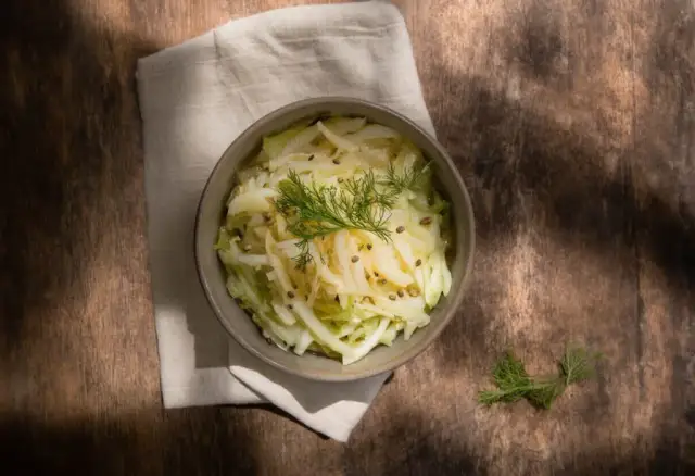 Mrożenie żółtego sera: Jak zachować smak i uniknąć błędów?