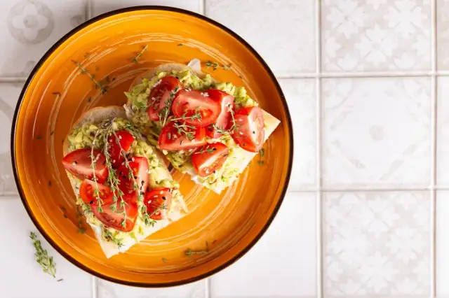 Bezglutenowe śniadania: Łatwe, smaczne i różnorodne pomysły