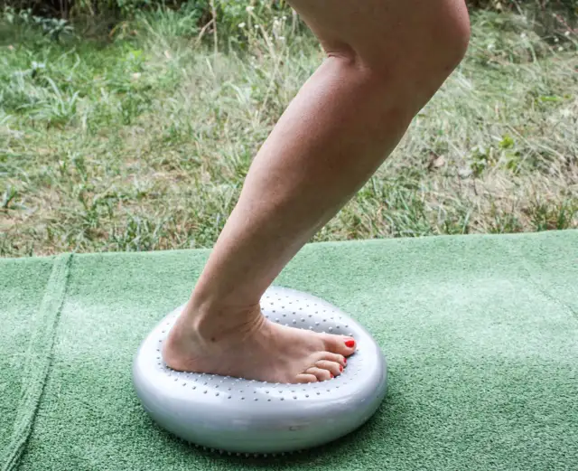 Jak stawiać stopę podczas biegania, aby uniknąć kontuzji i bólu